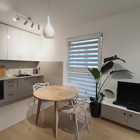 Solaris Bella Apartment- Tauron Arena كراكوفيا المظهر الخارجي الصورة